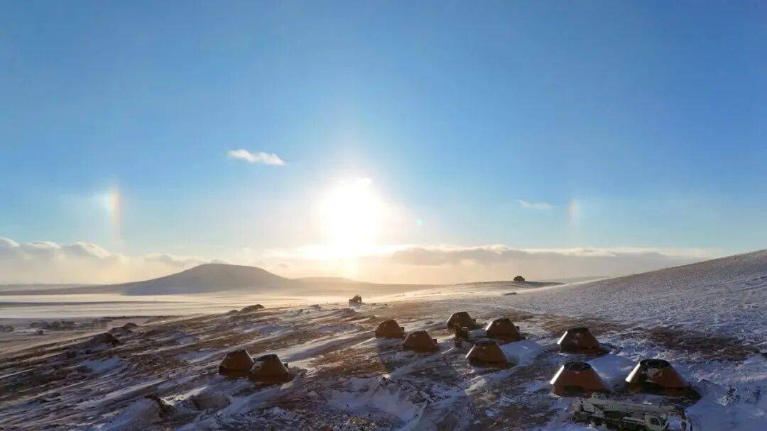 正式迎客 开启火山雪地观星露营会澳门新葡京网站锡林浩特火山里酒店(图7)