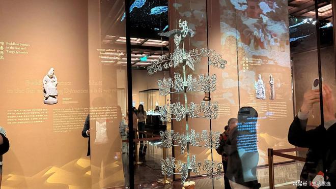 下屏幕之间“复刻”千年文明交融新葡京娱乐城光影织丝路：穹顶之(图2)